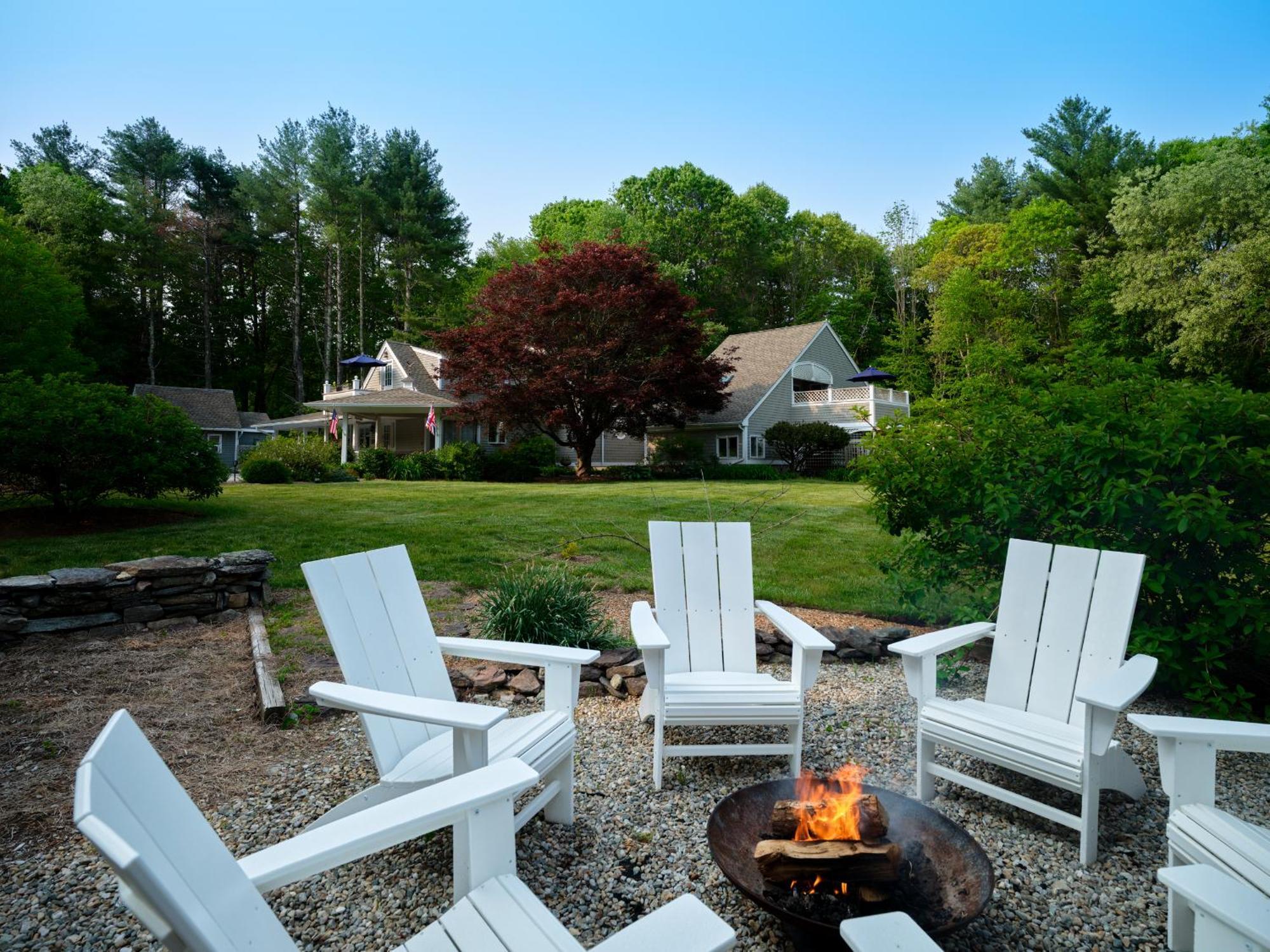 Abbey'S Lantern Hill Inn Ledyard Center Bagian luar foto