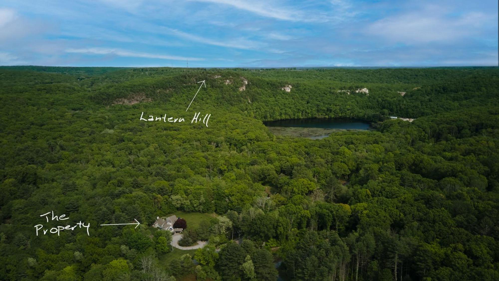Abbey'S Lantern Hill Inn Ledyard Center Bagian luar foto