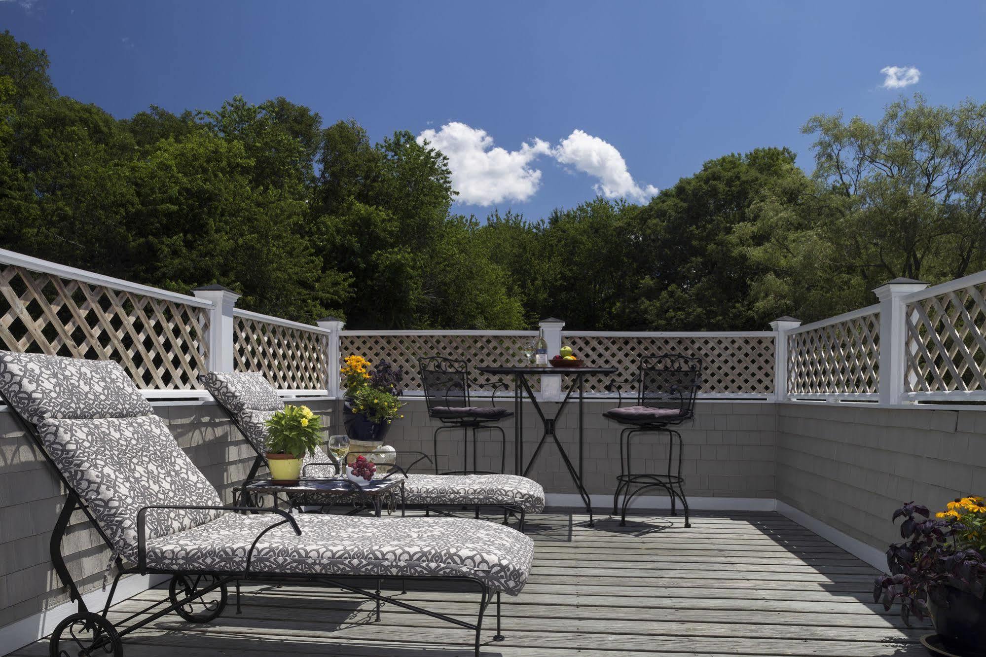 Abbey'S Lantern Hill Inn Ledyard Center Bagian luar foto